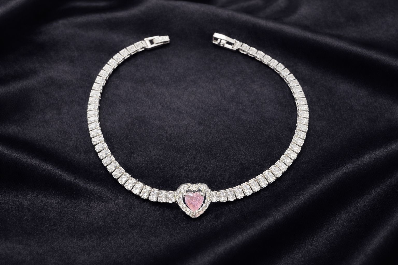 pandora pembe 1 Pandora Pembe Kalp Detay Bileklik - Görsel 1
